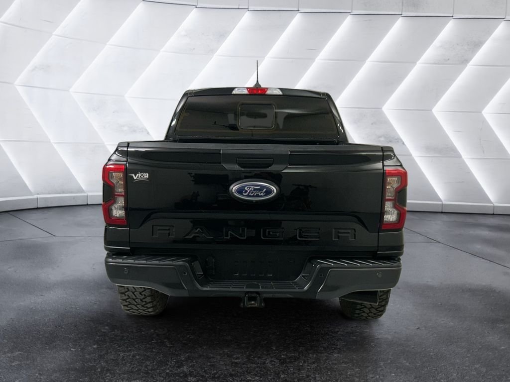 Used 2024 Black Ford XLT image 5