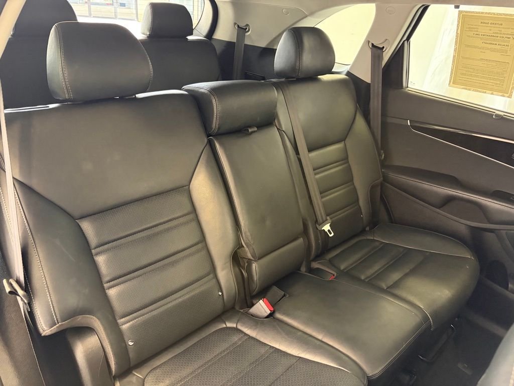Used 2017 Platinum Graphite Kia EX image 22