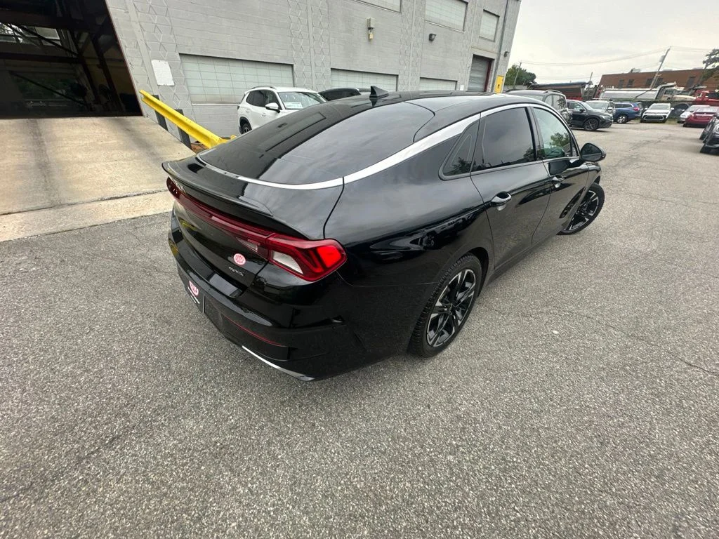 Used 2022 Black Kia GT-Line image 6