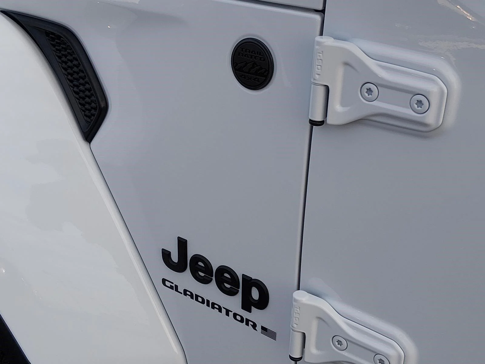 Used 2024 Bright White Clearcoat Jeep Nighthawk image 22