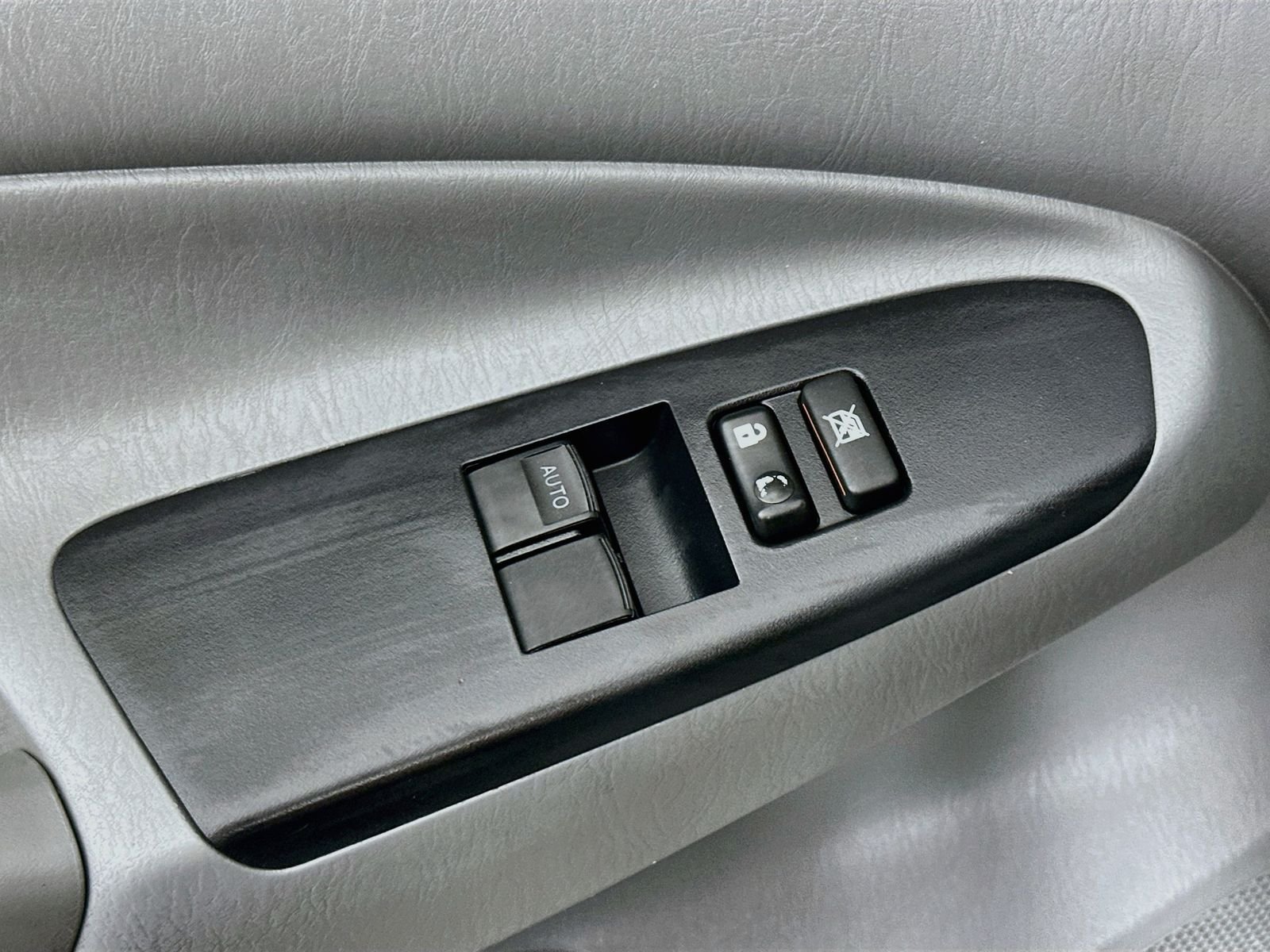 Used 2013 Magnetic Gray Metallic Toyota Base image 17