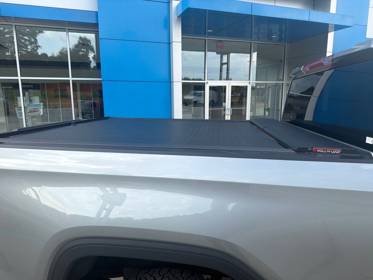 Used 2025 Sterling Metallic GMC AT4 image 3