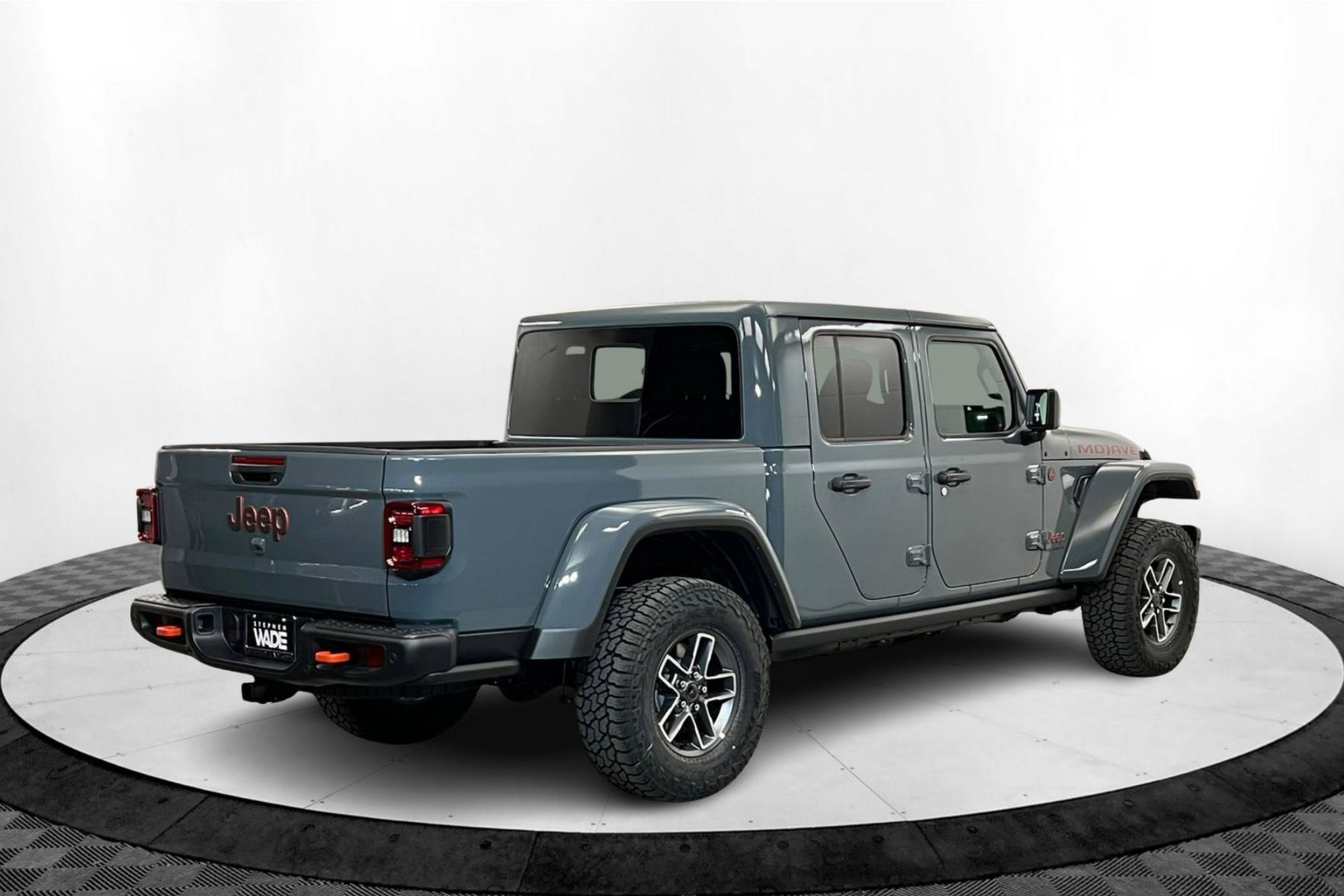 New 2025 Anvil Clearcoat Jeep Mojave X image 6