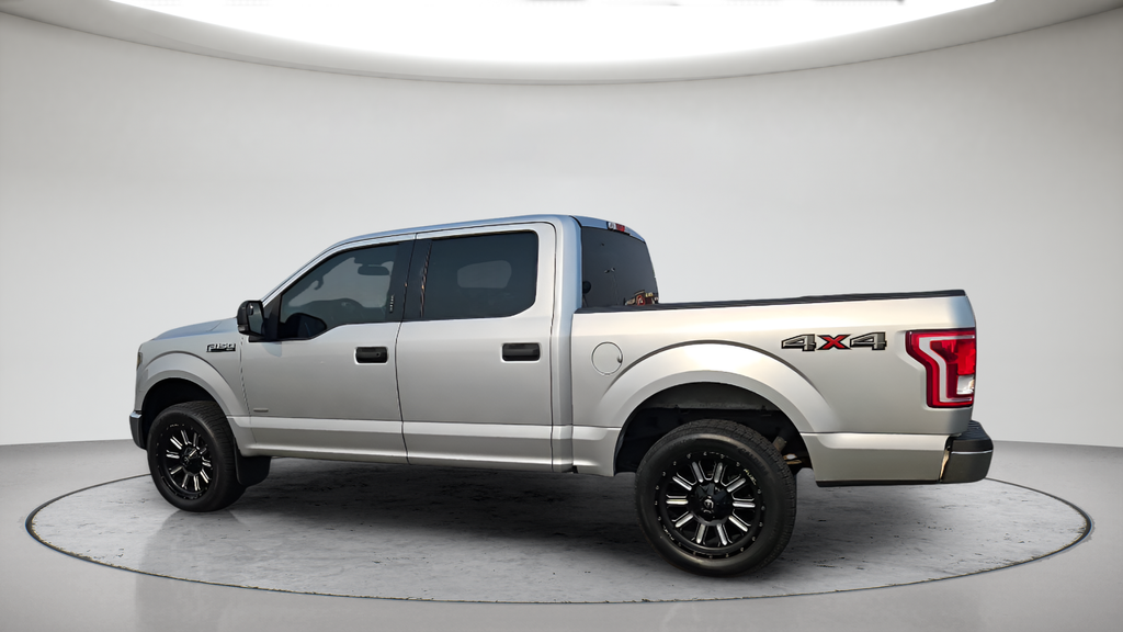 Used 2017 Silver Ford XLT image 10