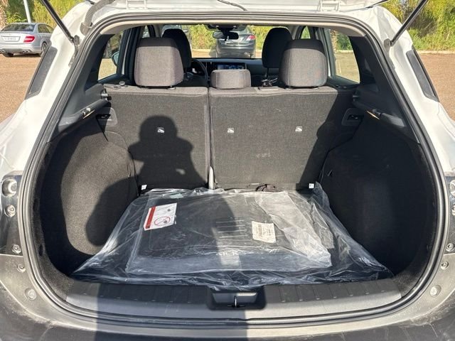 Used 2026 White Nissan S image 14