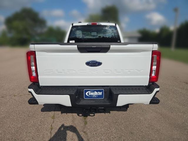 New 2026 Oxford White Ford F-250® XL image 27