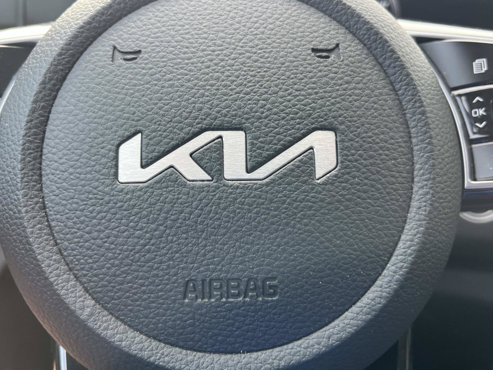 Used 2024 Fusion Black Kia EX image 32