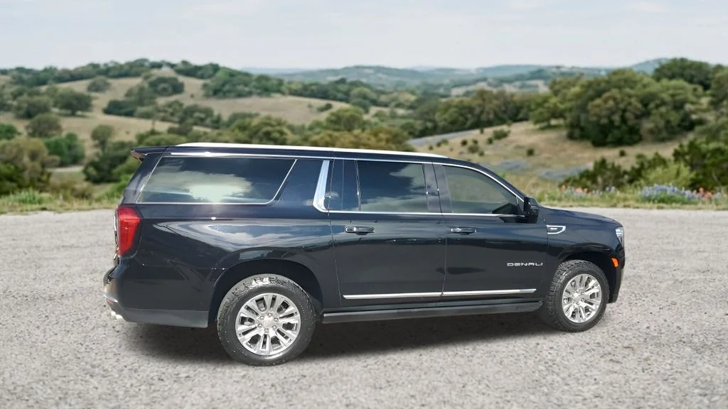 Used 2023 Black GMC Denali image 11