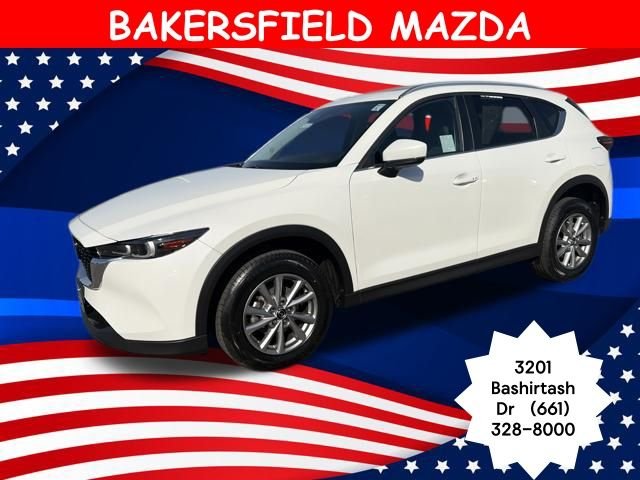 2023 Mazda CX-5 S Preferred package Auto AWD's photo