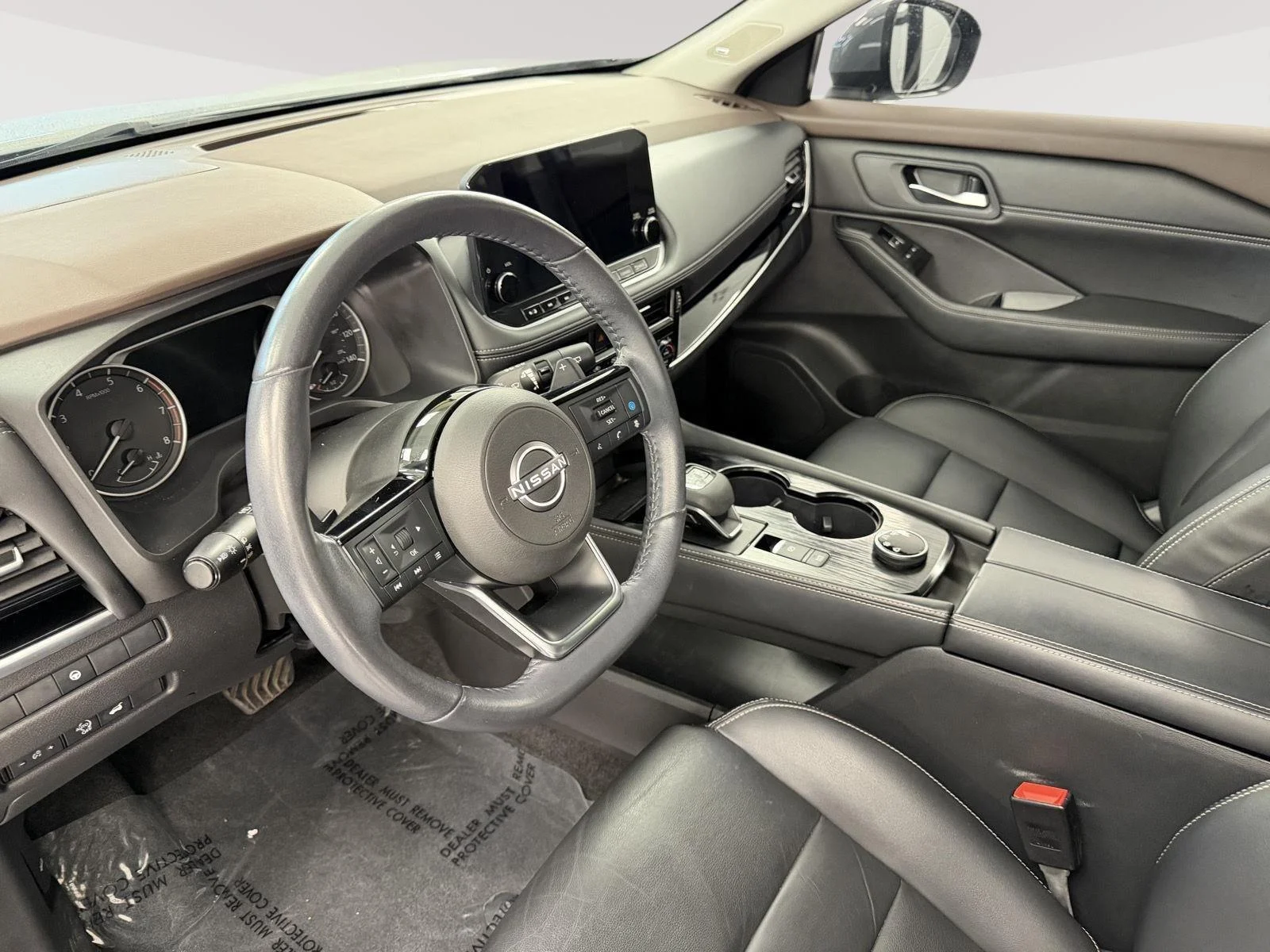 Used 2023 Boulder Gray Pearl Nissan SL image 21