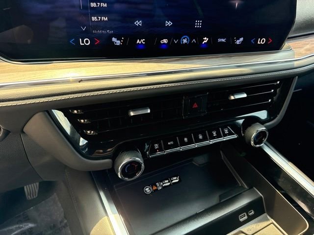Used 2025 Gray Chevrolet LT image 28