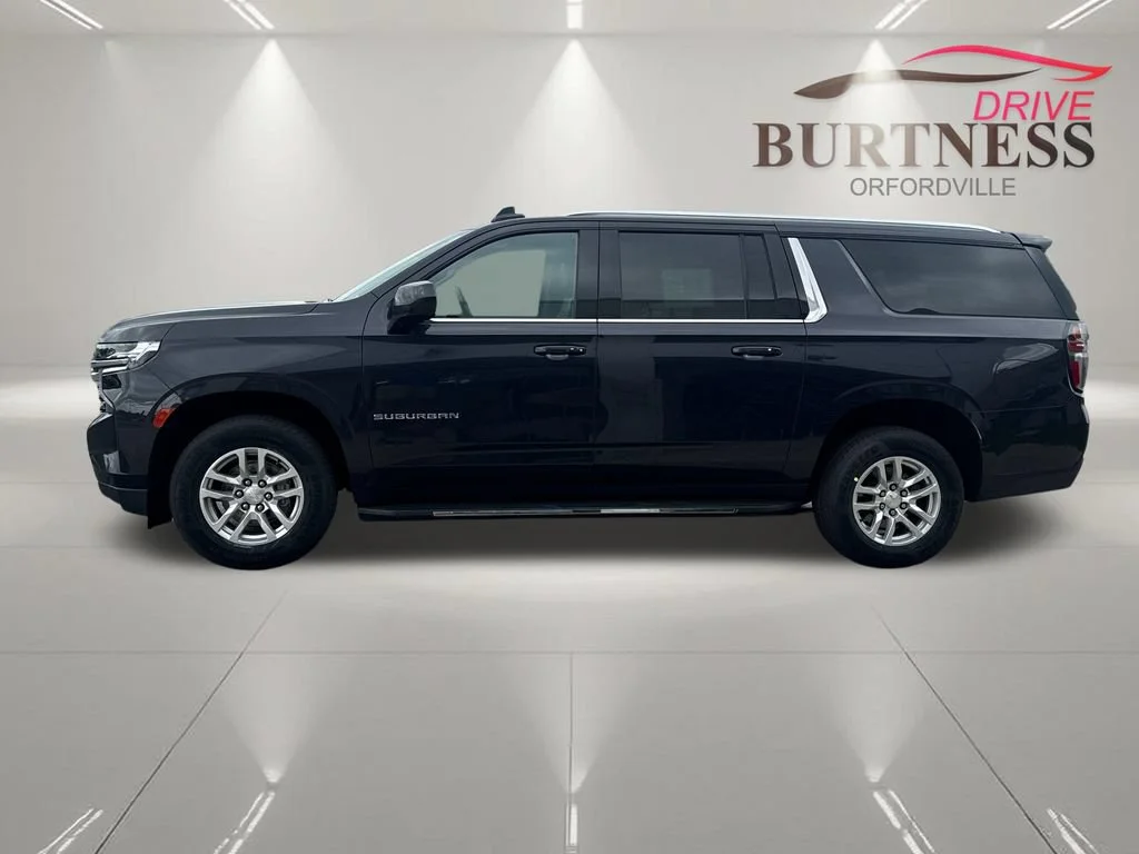 2022 Chevrolet Suburban LT - Photo 5