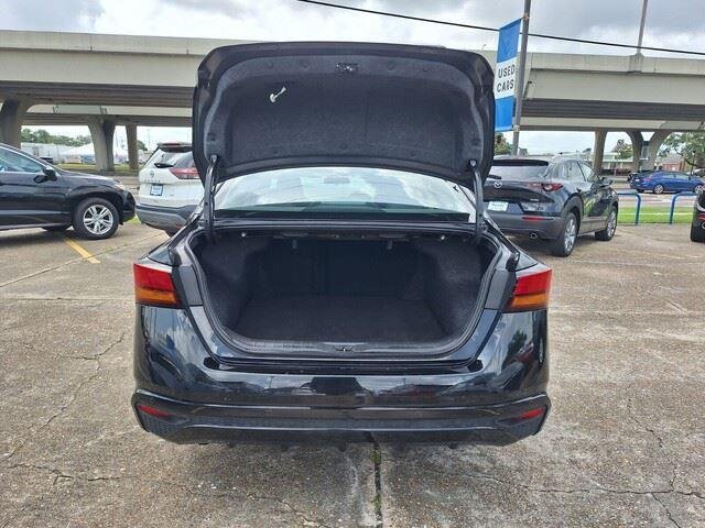 Used 2024 Super Black Nissan 2.5 SV image 27