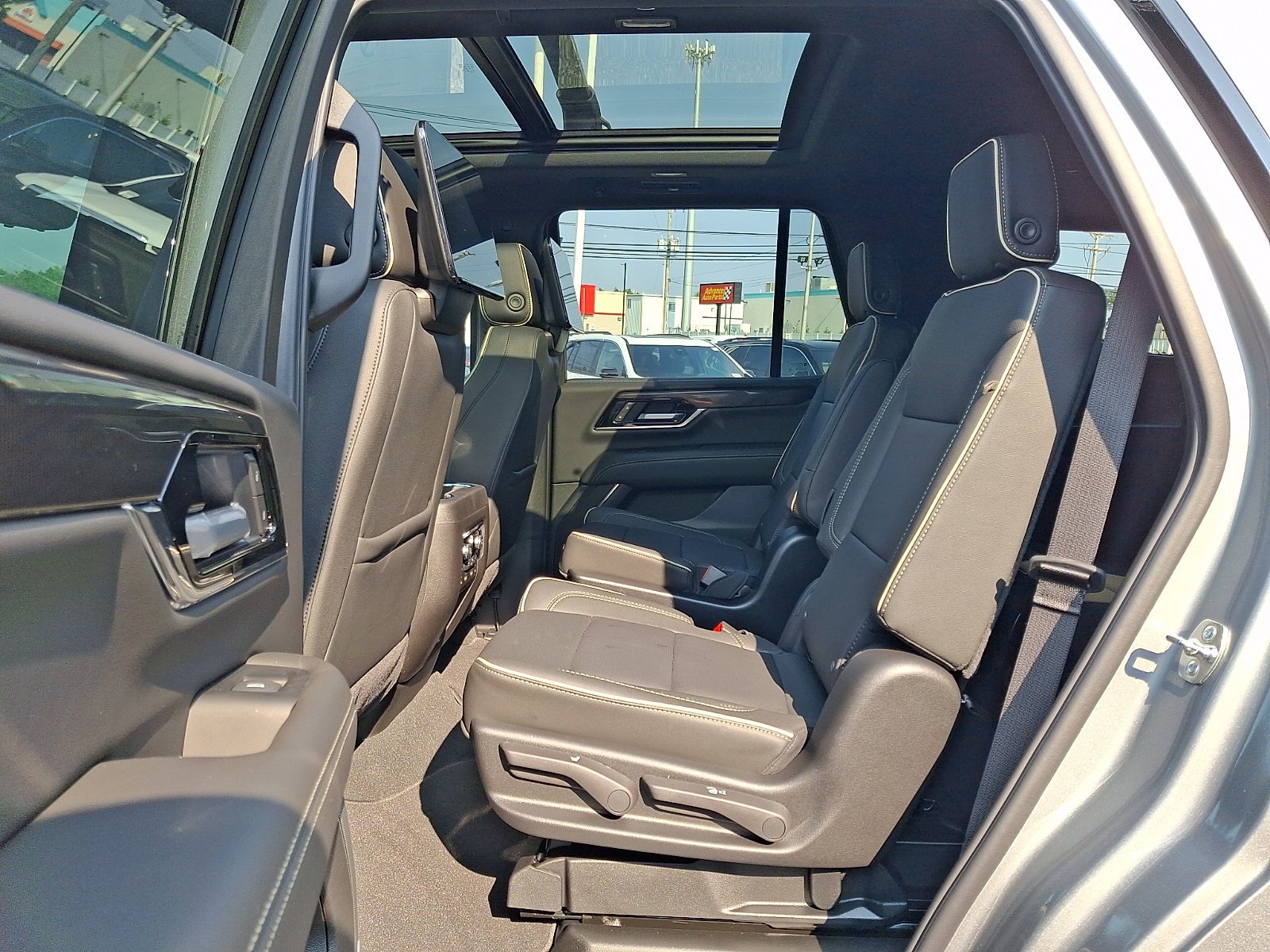 New 2026 Sterling Metallic GMC Elevation image 5