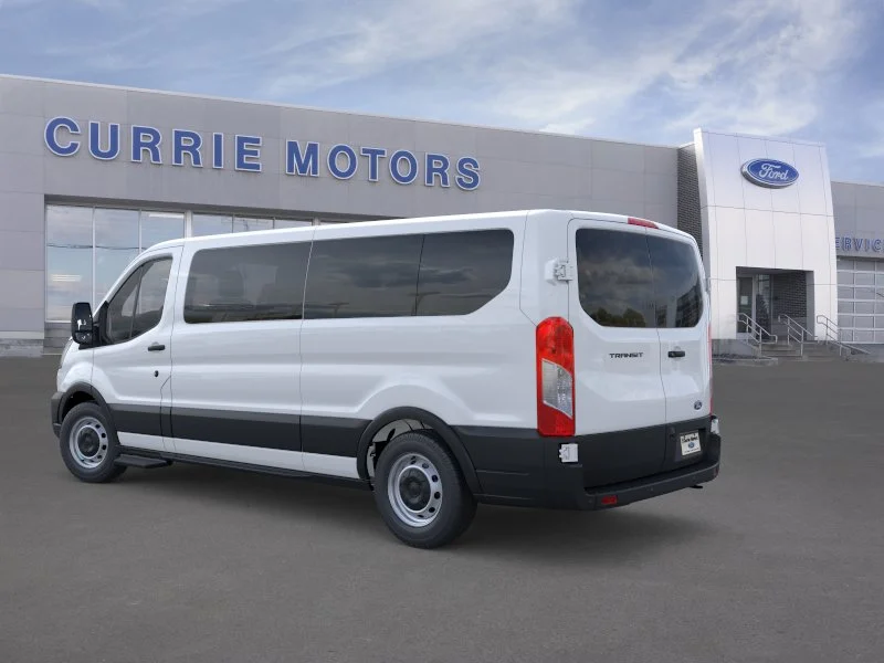 New 2026 Oxford White Ford XL image 4