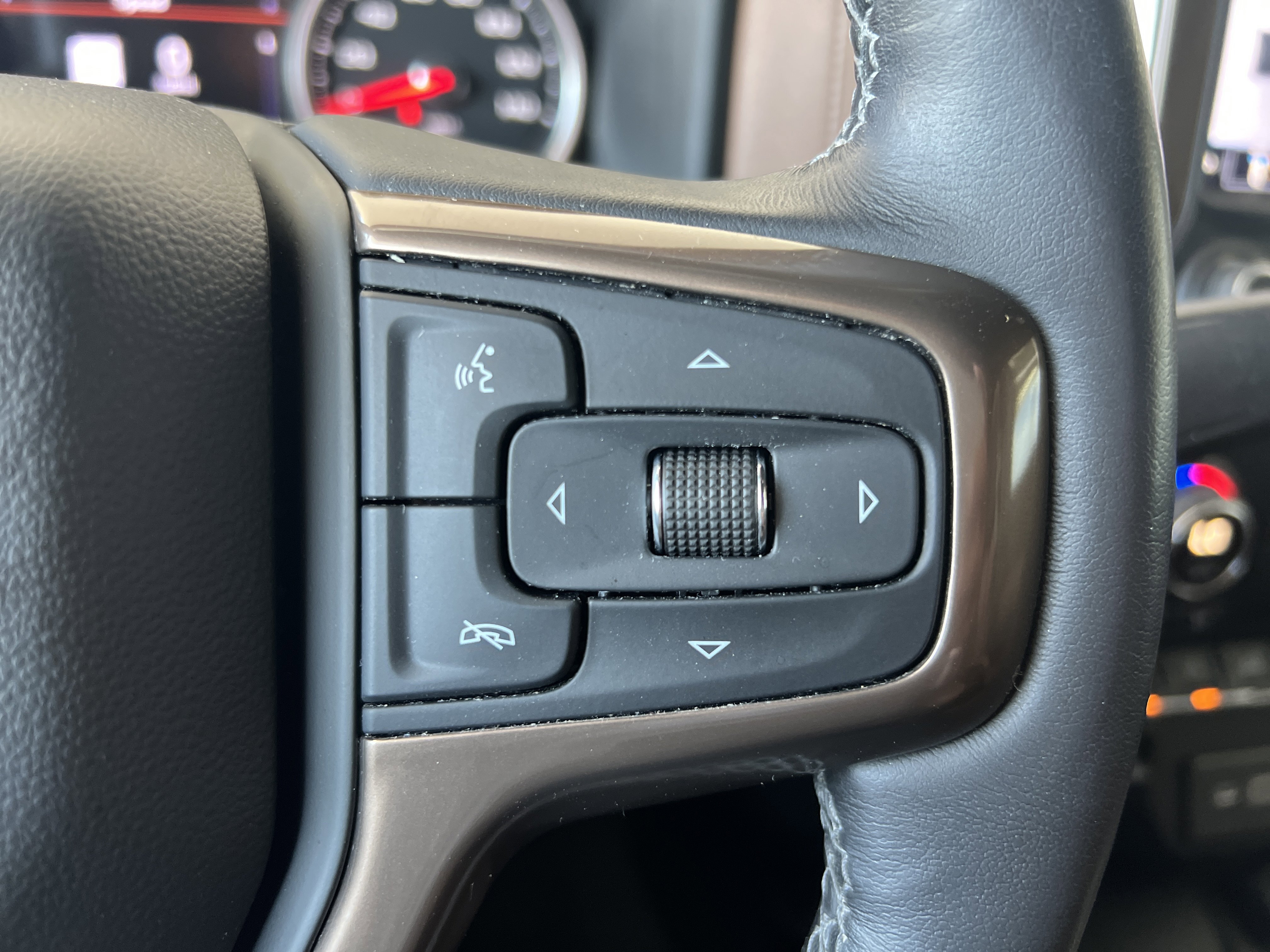 Used 2020 Havana Brown Metallic Chevrolet High Country image 29