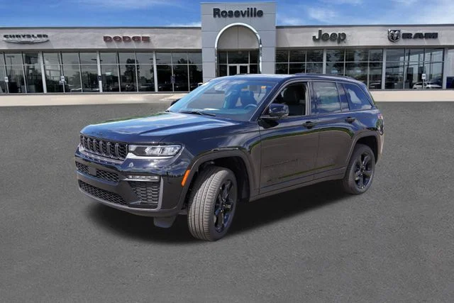 New 2026 Diamond Black Crystal Pearl-Coat Exterior Paint Jeep Limited image 7