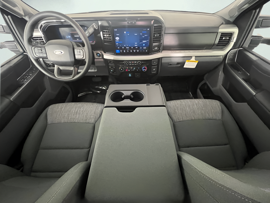 2026 Ford F-350 Super Duty XLT - Photo 13
