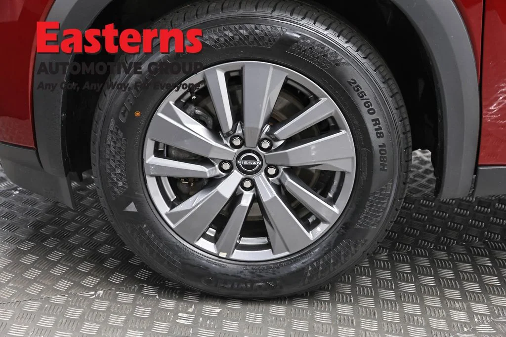 Used 2025 Red Nissan SV image 32