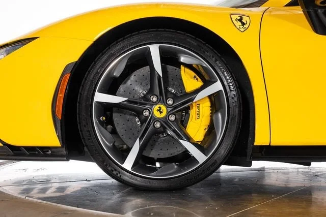 Certified Used 2023 Giallo Modena Ferrari  image 20
