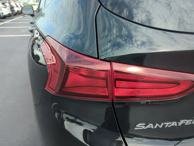 Used 2019 Black Hyundai SEL Plus image 18