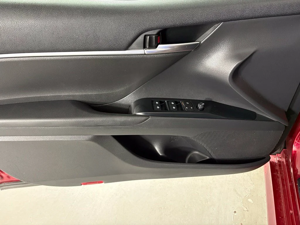 Used 2020 Red Toyota LE image 12