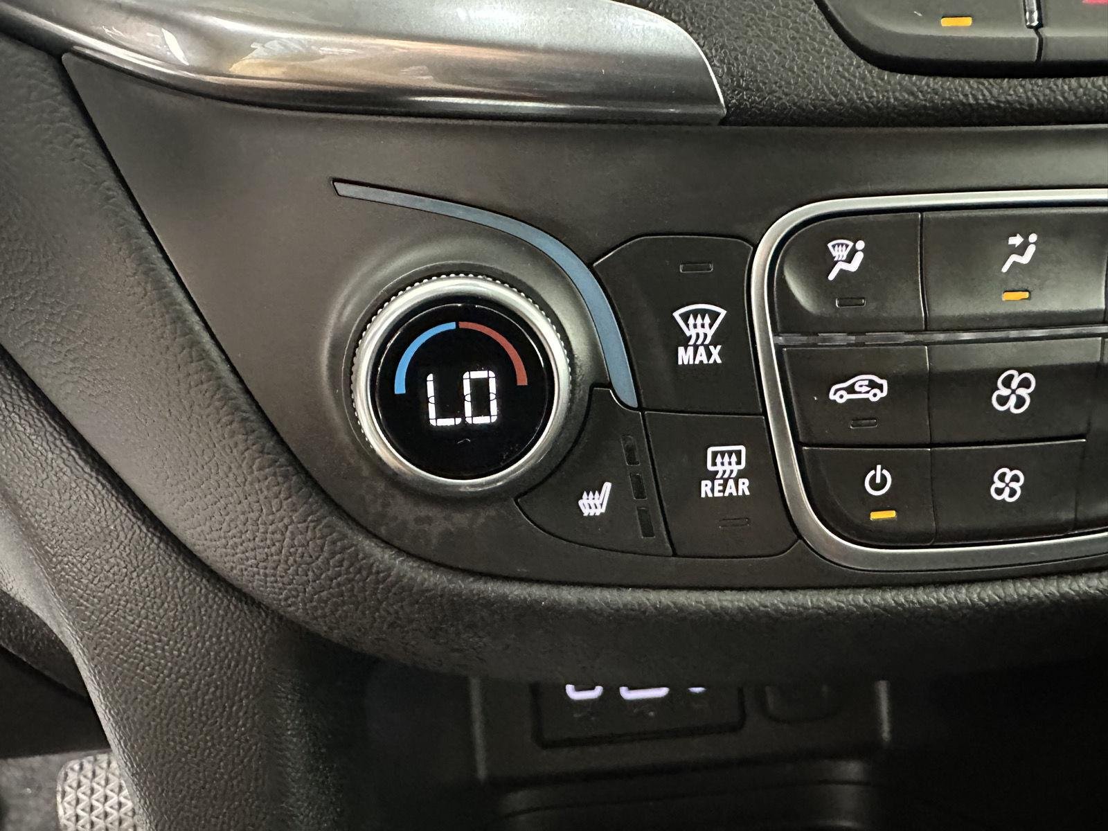 Used 2024 Summit White Chevrolet LT image 33