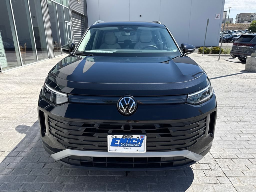 Used 2026 Deep Black Pearl Volkswagen 2.0T SE image 8