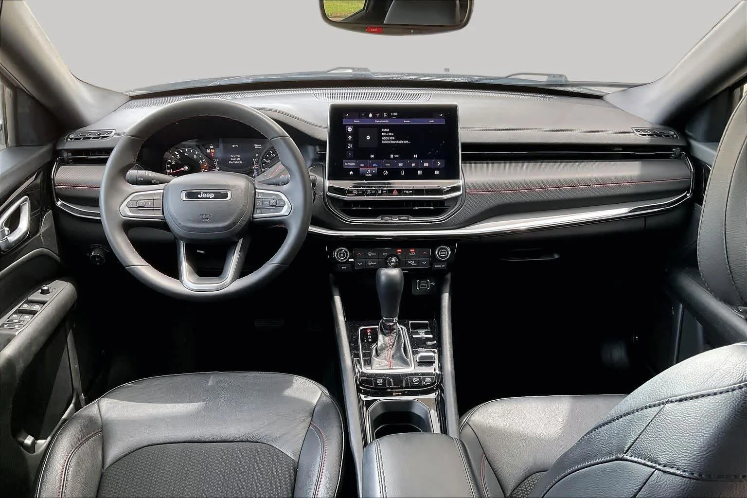 2025 Jeep Compass Trailhawk - Photo 13