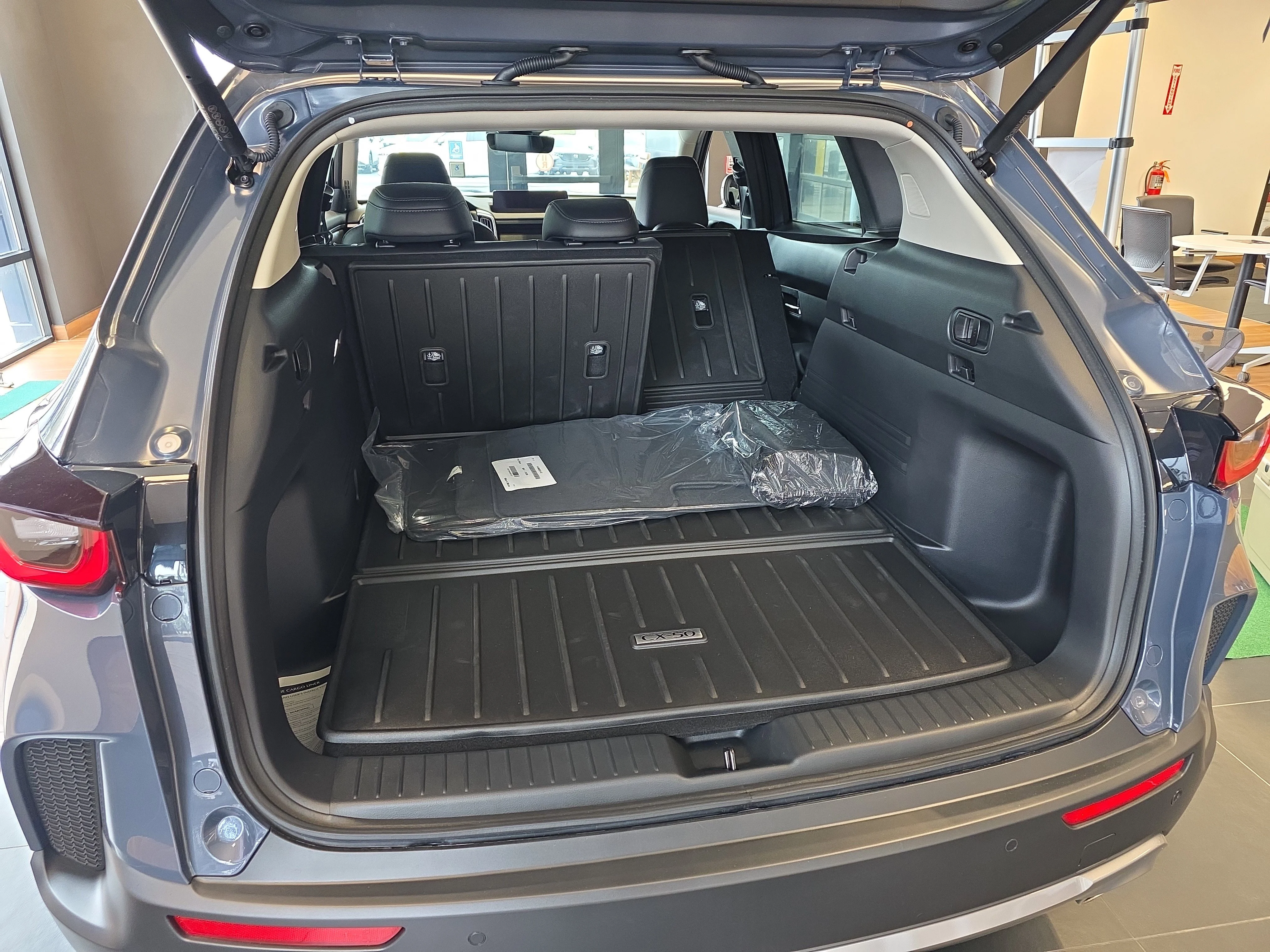2026 Mazda CX-50 Premium Plus - Photo 9