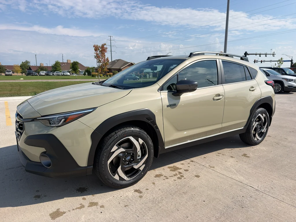 New 2026 SAND DUNE PEARL Subaru Limited Hybrid image 2