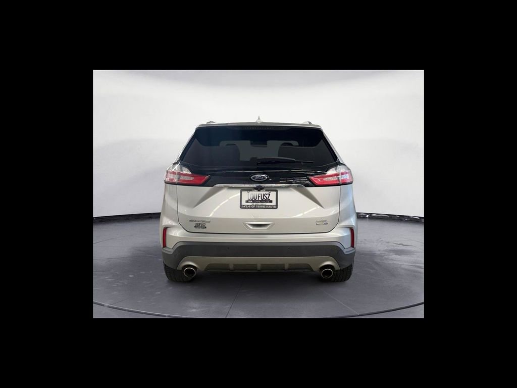 Used 2019 Silver Ford SEL image 5