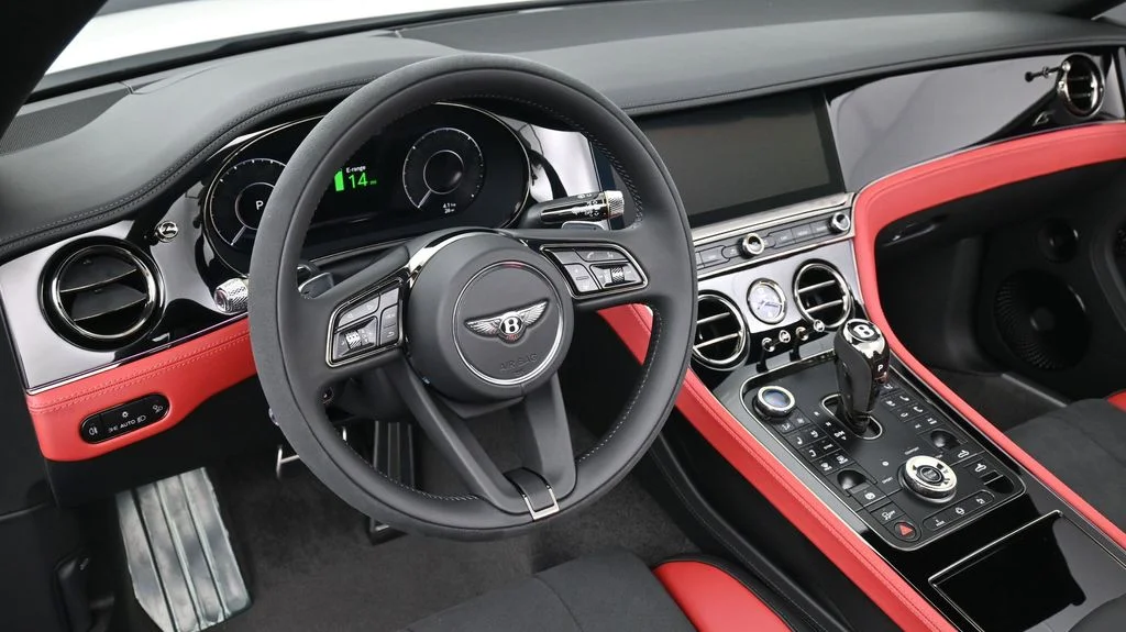 New 2026 White Bentley  image 7