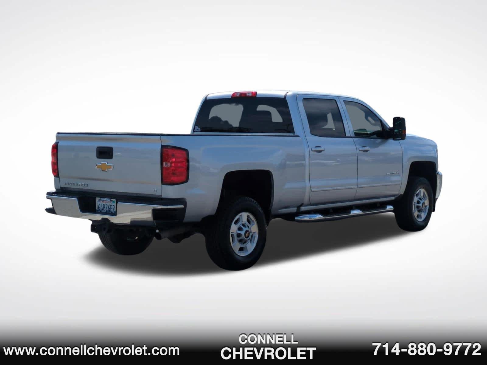 Used 2016 SILVER ICE METALLIC Chevrolet LT image 5