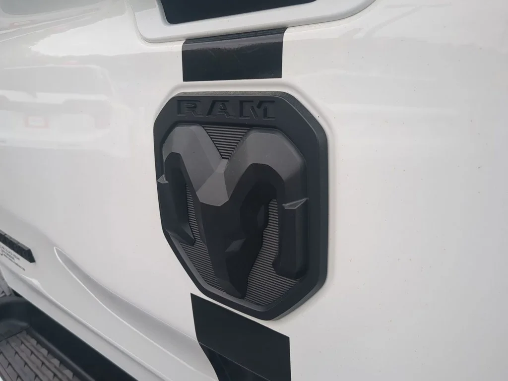 Used 2022 Bright White Clearcoat Ram Big Horn image 28