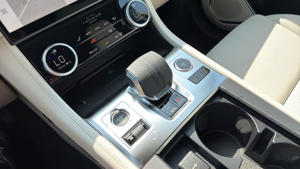 2026 Jaguar F-Pace R-Dynamic S - Photo 21