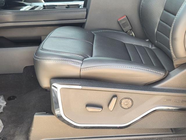 New 2026 Star White Metallic Tri-Coat Ford F-250® Platinum® image 41