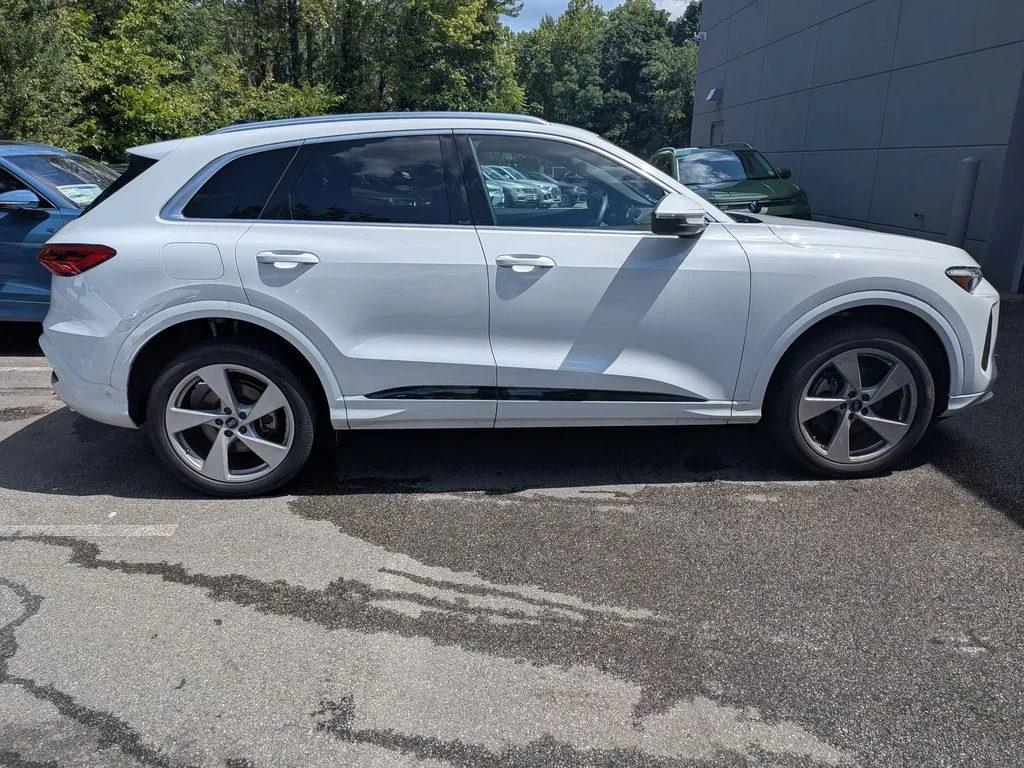 Used 2025 White Audi 2.0T Premium Plus image 2