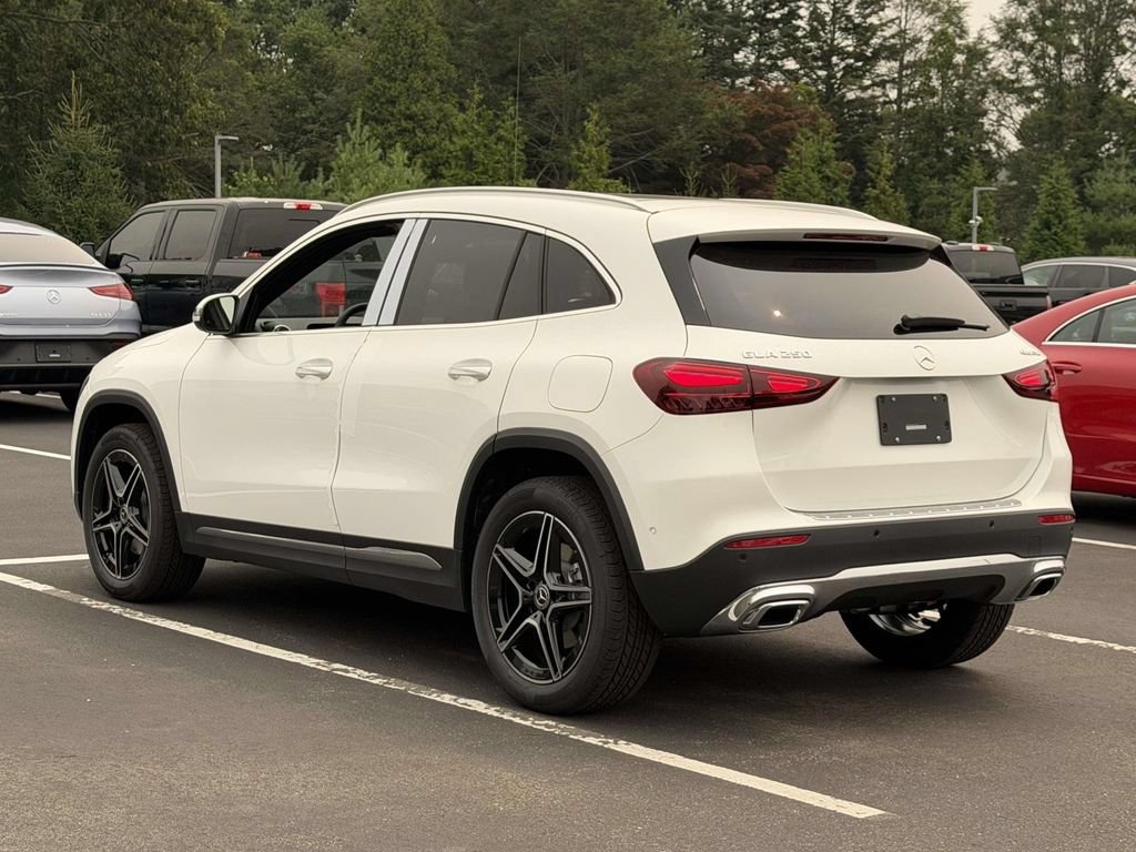 New 2026 Polar White Mercedes-Benz GLA 250 image 7