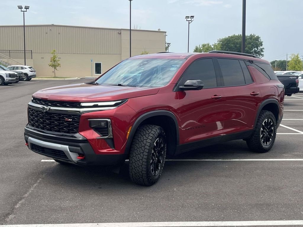 Used 2024 Red Chevrolet Z71 image 6
