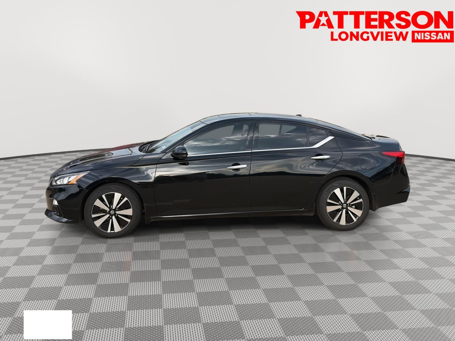 Used 2022 Nissan Altima SL with VIN 1N4BL4EV8NN418155 for sale in Paris, TX