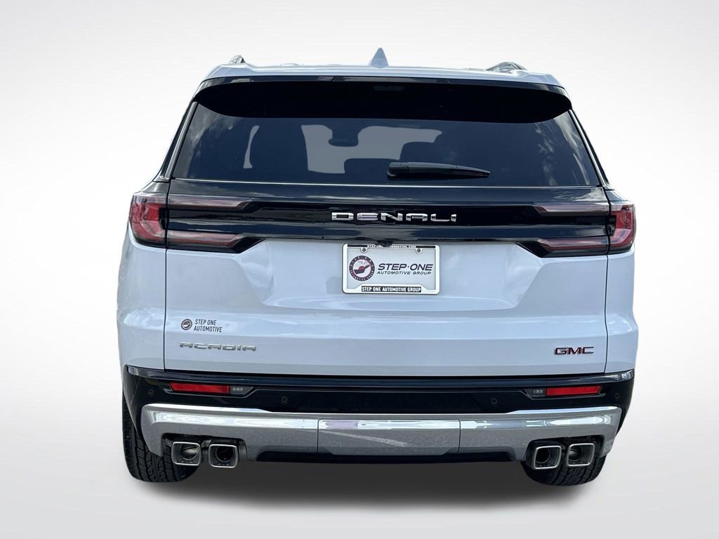 2026 GMC Acadia Denali - Photo 6