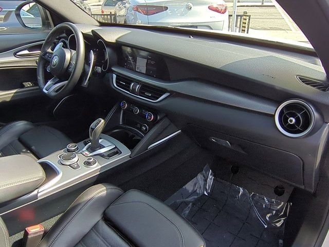Certified Used 2023 Alfa White Alfa Romeo Veloce image 27