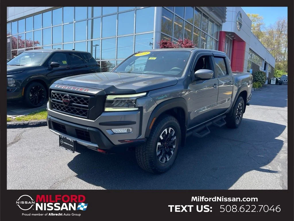 2023 Nissan Frontier PRO-4X Crew Cab 4X4's photo