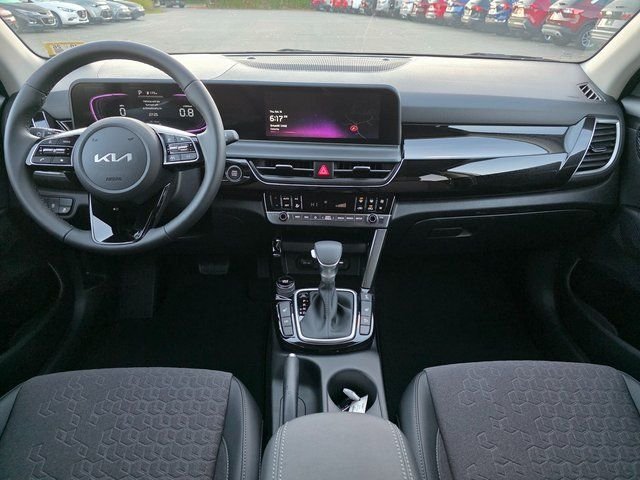 New 2026 White Kia S image 22
