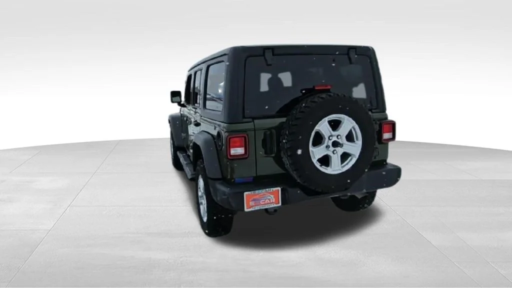 Used 2021 Green Jeep Unlimited Sport S image 7