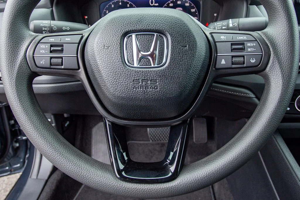 New 2026 Meteorite Gray Metallic Honda SE image 24