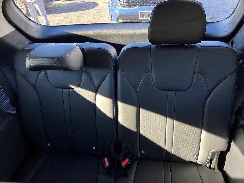 New 2026 Ebony Black Kia S image 29