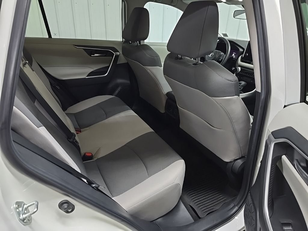 Used 2023 White Toyota XLE image 17