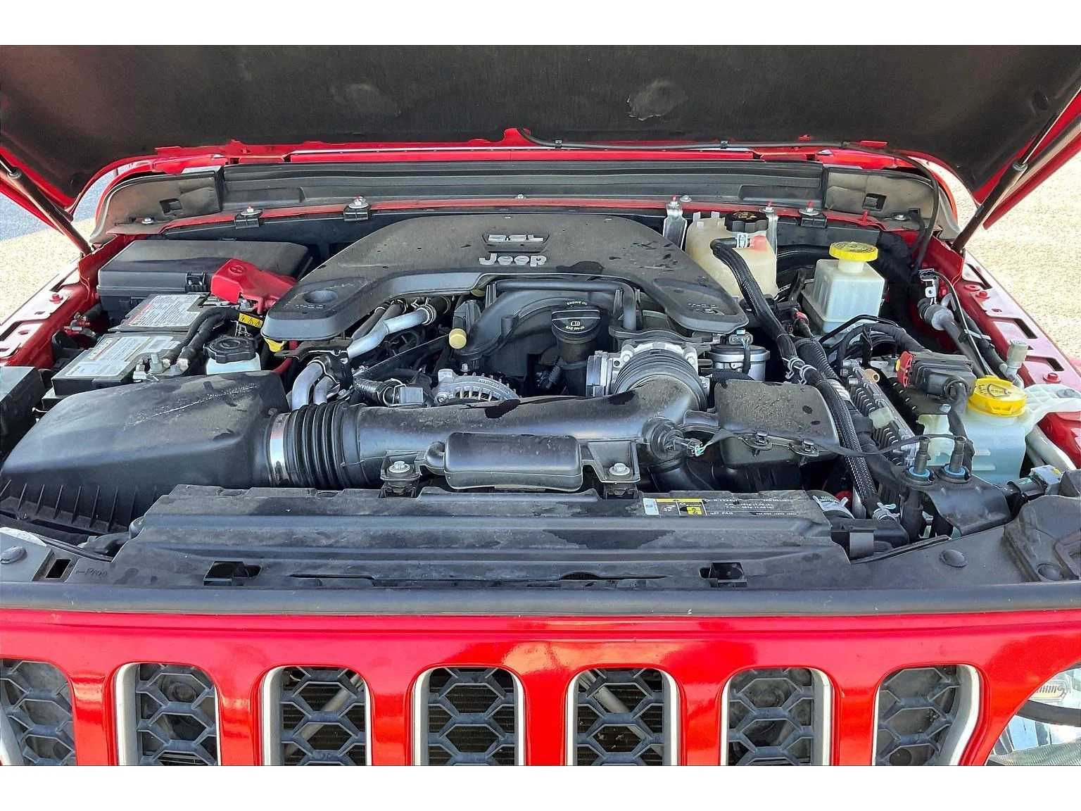 Used 2020 Red Jeep Overland image 8